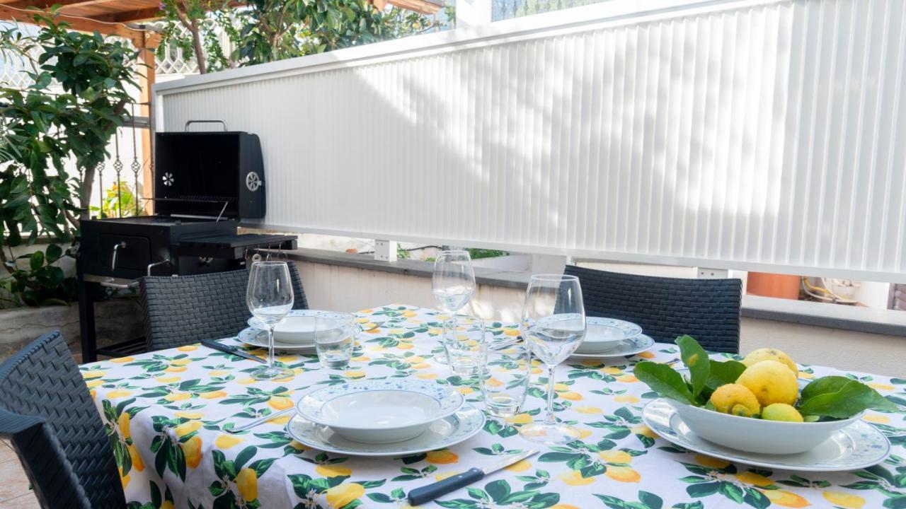 Apartament Oasi In Centro - Cala Gonone Zewnętrze zdjęcie